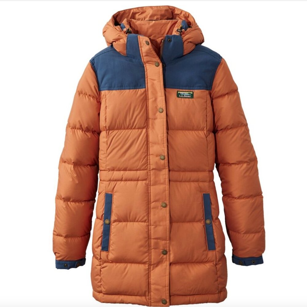 Women’s Medium L.L. Bean Mountain Classic down parka